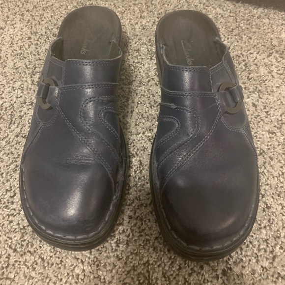 Navy Blue Clark Mules, Size 8 - Picture 1 of 5
